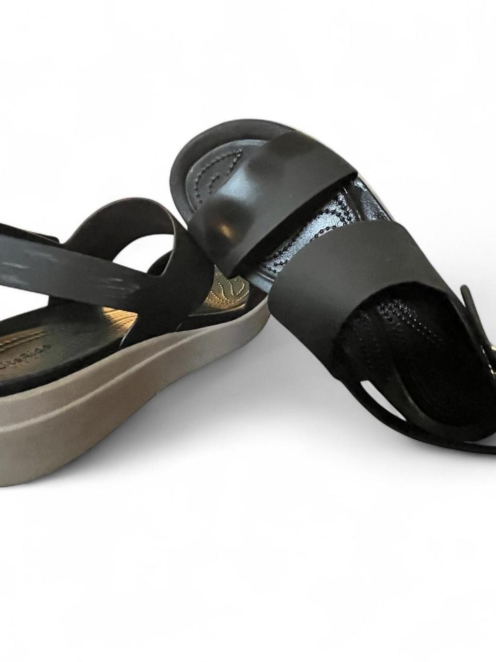 Crocs Brooklyn Low Wedge - Picture 6 of 6